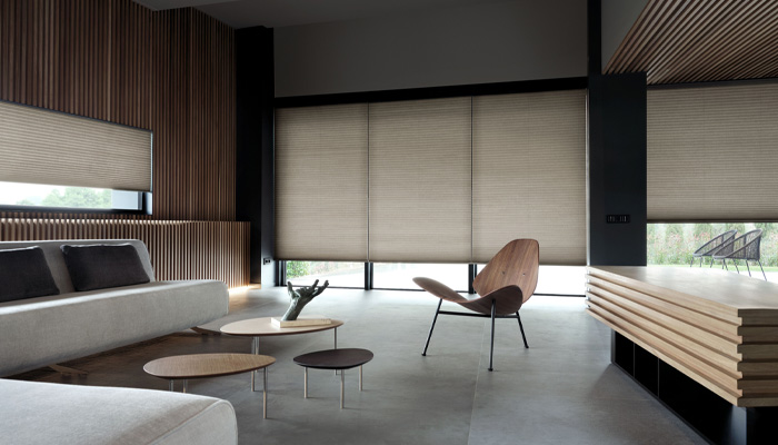 cortina celular termocell columbia em sala moderna